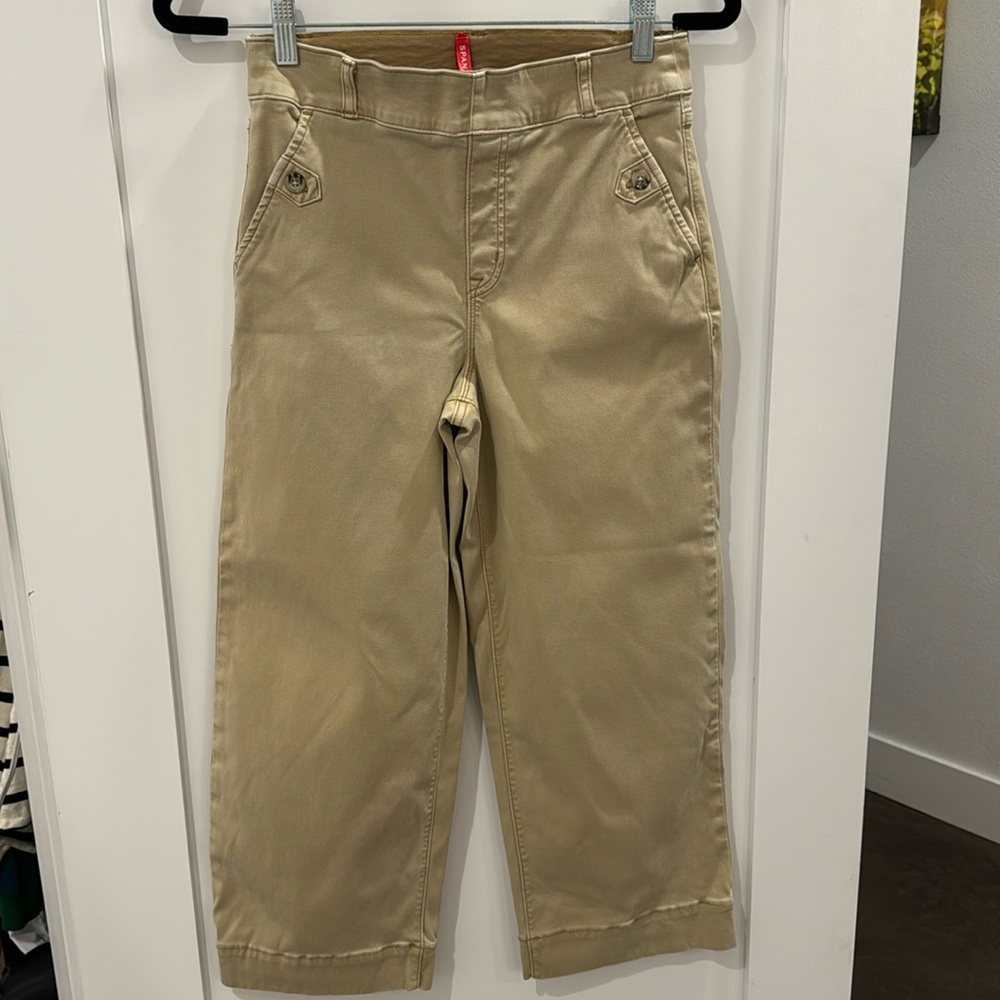 SPANXshape™ EveryWear
Cropped Wide Leg Jeans with Patch Pockets, Tan/Khaki